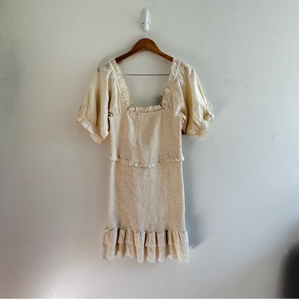 Cleobella Debbie Cream Smocked Off The shoulder Eyelet Mini Dress size Small - Picture 6 of 12